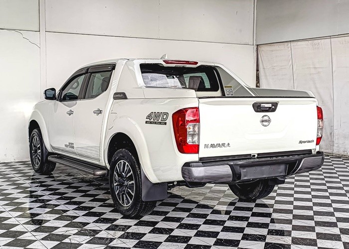 Used 12
                    NISSAN
                     for Sale Image