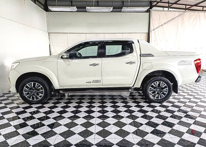 Used 12
                    NISSAN
                     for Sale Image