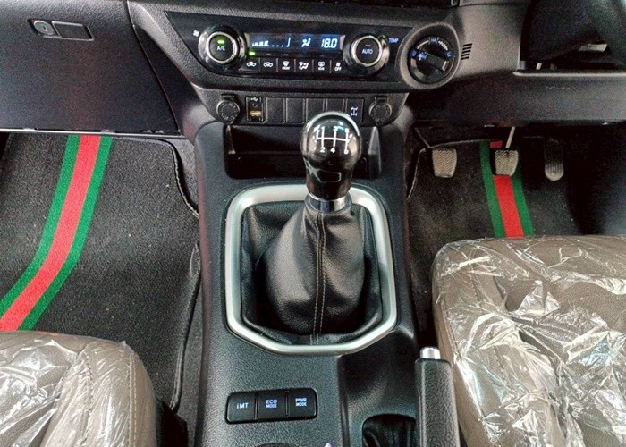 Used 6
                    TOYOTA
                     for Sale Image