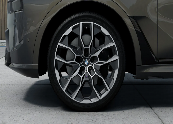 Used 1
                    BMW
                     for Sale Image