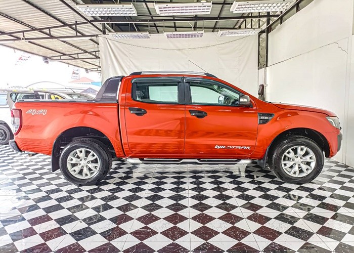 Used 8
                    FORD
                     for Sale Image